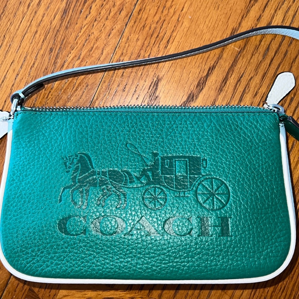 Coach Nolita 19 Convertible Wristlet